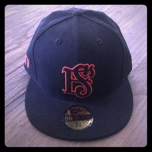 New Era Fitted Cap Black Scale - TRUE BLVCK -7 5/8